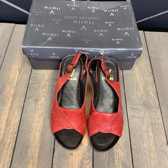 ~New W/ Box! Womens Italia Red Platform Summer Wedge Heels Size 6 - Picture 3 of 6